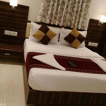 Hotel Golden City Mumbai Exterior foto